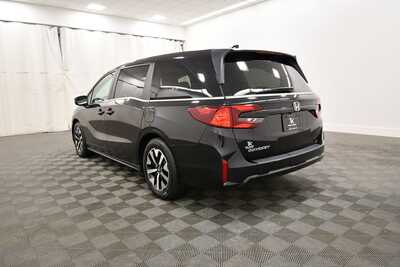 2025 Honda Odyssey, $36349. Photo 5