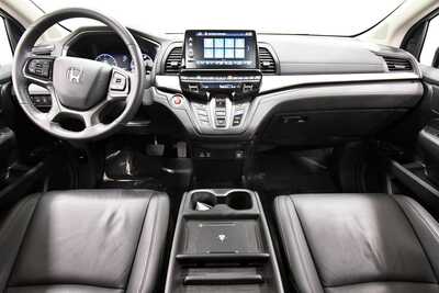 2025 Honda Odyssey, $34231. Photo 3
