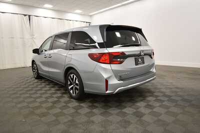 2025 Honda Odyssey, $34231. Photo 5