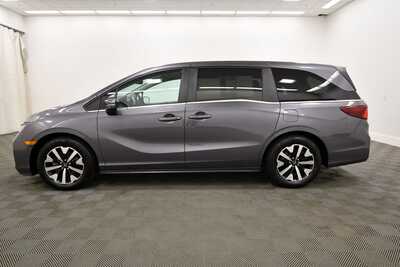 2025 Honda Odyssey, $33849. Photo 4