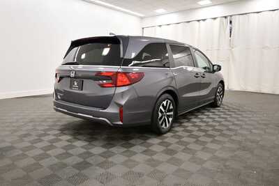 2025 Honda Odyssey, $35349. Photo 8