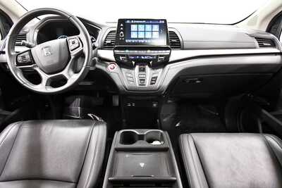 2025 Honda Odyssey, $34098. Photo 3