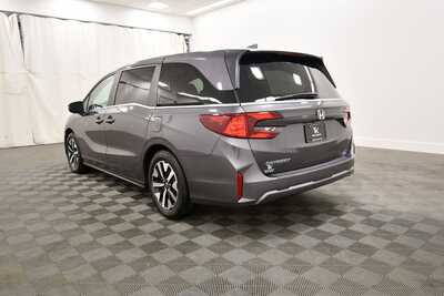 2025 Honda Odyssey, $34098. Photo 5