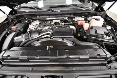 2025 GMC 2500 Crew Cab, $69848. Photo 12