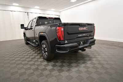2025 GMC 2500 Crew Cab, $69848. Photo 5