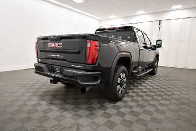 2025 GMC 2500 Crew Cab, $69848. Photo 8