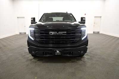 2024 GMC 1500 Crew Cab, $42349. Photo 11