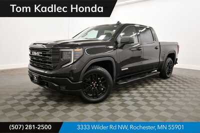 2024 GMC 1500 Crew Cab, $46349. Photo 1