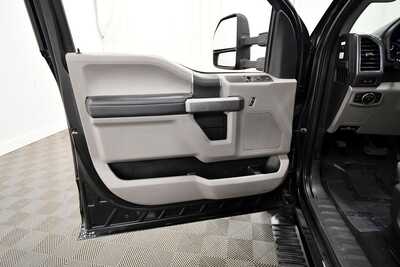 2022 Ford F350 Reg Cab, $49349. Photo 12