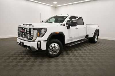 2025 GMC 3500 Crew Cab, $78849. Photo 2