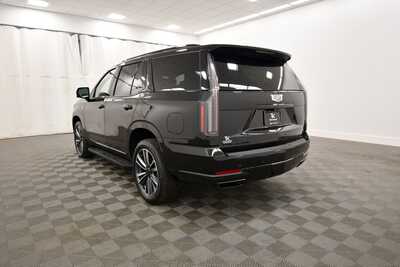 2025 Cadillac Escalade, $101674. Photo 5