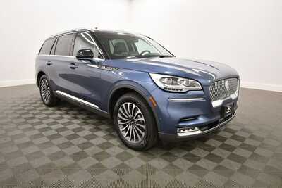2020 Lincoln Aviator, $26849. Photo 10