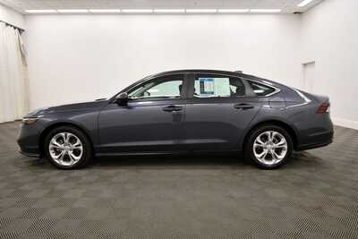 2023 Honda Accord, $24349. Photo 4