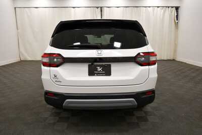 2023 Honda Pilot, $41149. Photo 6