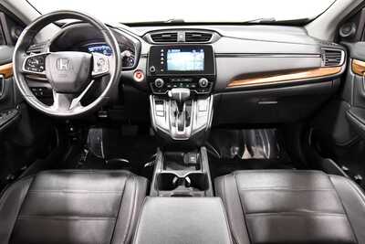 2019 Honda CR-V, $26349. Photo 3