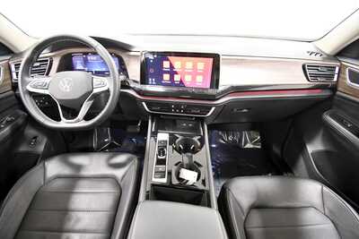 2025 Volkswagen Atlas, $34936. Photo 3