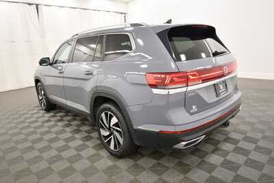 2025 Volkswagen Atlas, $34936. Photo 5