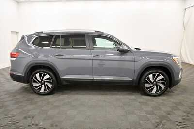 2025 Volkswagen Atlas, $34936. Photo 9