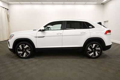 2025 Volkswagen Atlas, $31409. Photo 4