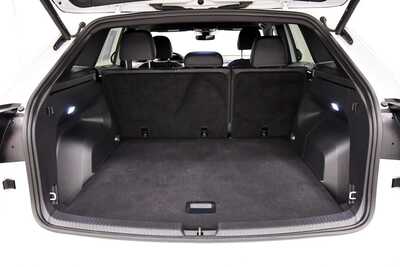 2025 Volkswagen Atlas, $31409. Photo 7