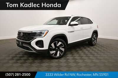 2025 Volkswagen Atlas, $31409. Photo 1