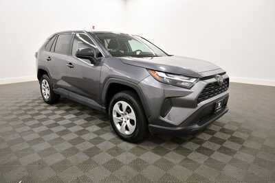 2025 Toyota RAV4, $31849. Photo 10