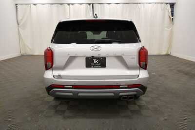 2025 Hyundai Palisade, $30597. Photo 6