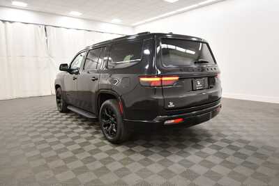 2024 Jeep Wagoneer, $39349. Photo 5