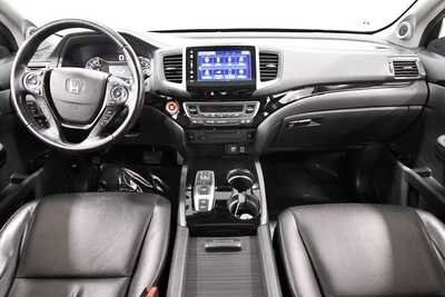 2020 Honda Ridgeline, $25349. Photo 3
