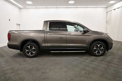 2020 Honda Ridgeline, $25349. Photo 9