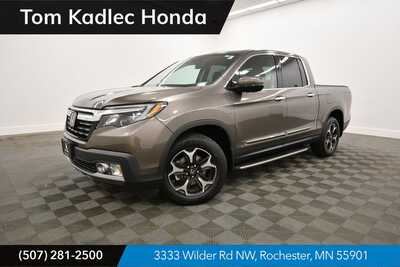 2020 Honda Ridgeline, $25349. Photo 1