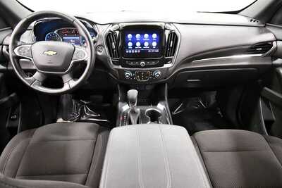 2023 Chevrolet Traverse, $30349. Photo 3