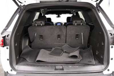 2023 Chevrolet Traverse, $30349. Photo 7