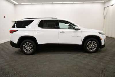 2023 Chevrolet Traverse, $30349. Photo 9
