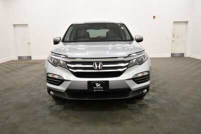 2017 Honda Pilot, $21349. Photo 11