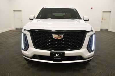 2025 Cadillac Escalade, $97349. Photo 11