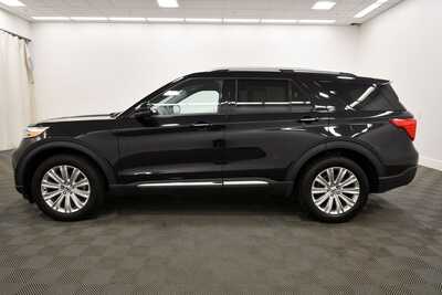 2023 Ford Explorer, $33849. Photo 4