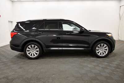 2023 Ford Explorer, $33849. Photo 8