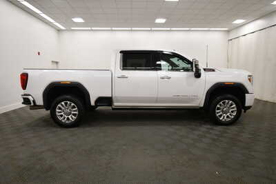 2023 GMC 2500 Crew Cab, $60018. Photo 9