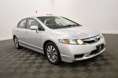 2009 Honda Civic, $11349. Photo 2