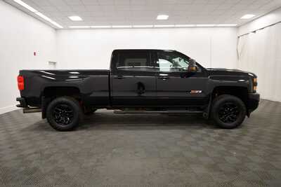 2017 Chevrolet 2500 Crew Cab, $42349. Photo 9