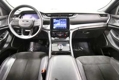 2022 Jeep Grand Cherokee L, $25249. Photo 3