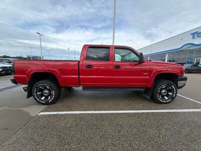 2007 Chevrolet 2500 Crew Cab, $16349. Photo 2