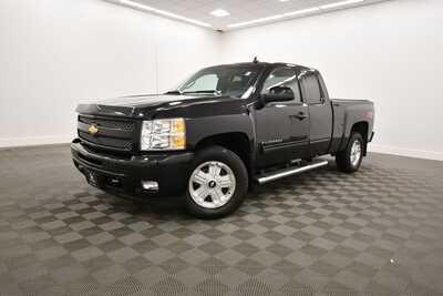 2011 Chevrolet 1500 Ext Cab, $18349. Photo 2