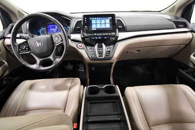 2019 Honda Odyssey, $15849. Photo 3