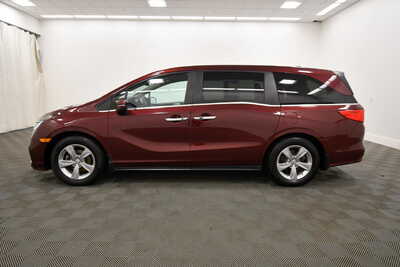 2019 Honda Odyssey, $15849. Photo 4