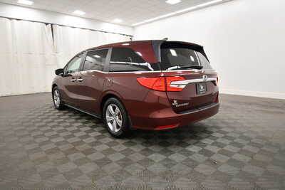 2019 Honda Odyssey, $15849. Photo 5
