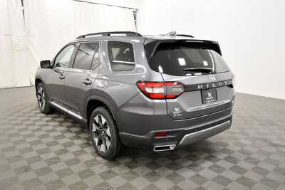 2026 Honda Pilot, $55445. Photo 5