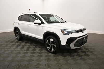 2025 Volkswagen Taos, $23457. Photo 10