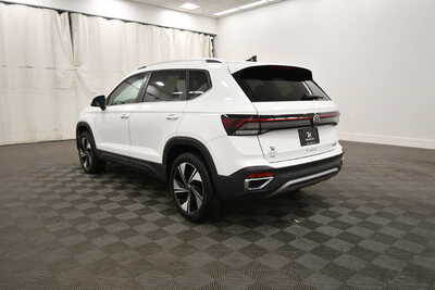 2025 Volkswagen Taos, $23457. Photo 5